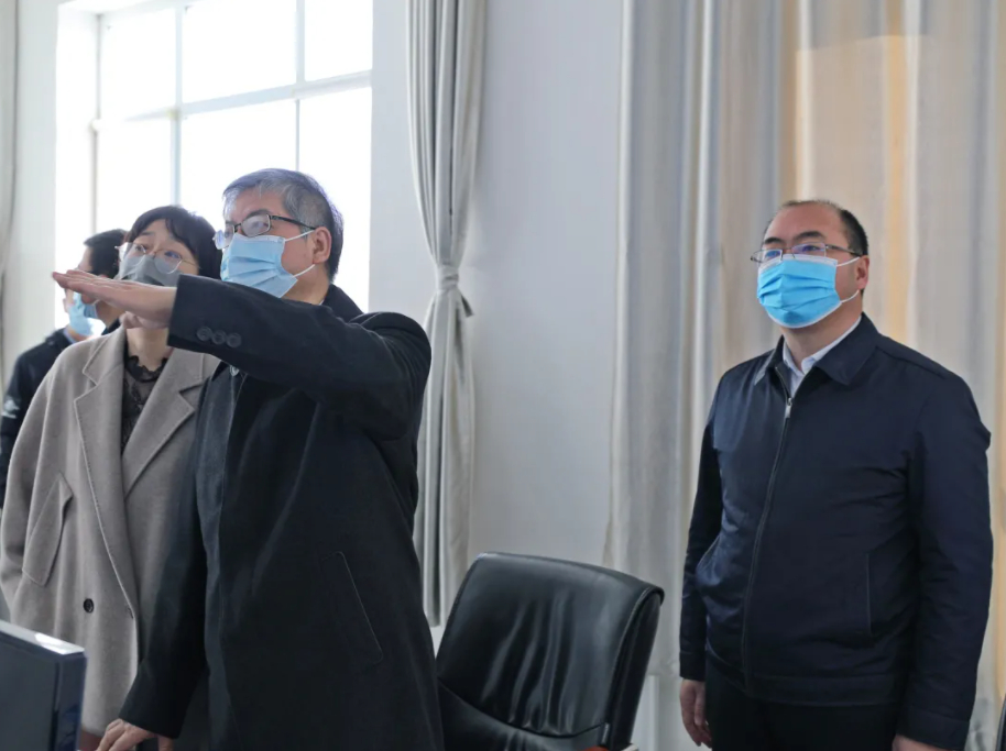 寧夏回族自治區(qū)副主席劉可為到銀川中鐵水務(wù)第八水廠調(diào)研指導(dǎo)工作